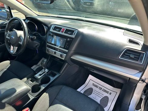 Used 2017 Subaru Legacy 2.5i Premium image 36