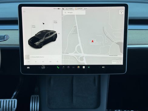 Used 2021 Tesla Model Y Performance image 21