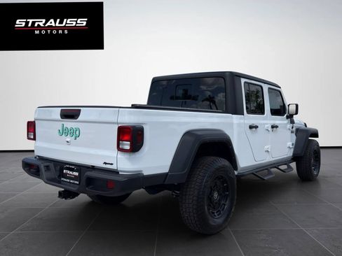 Used 2023 Jeep Gladiator Sport w/ Trailer Tow Package AWD/4WD image 7