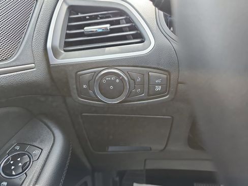 Used 2023 Ford Edge SEL w/ Convenience Package AWD/4WD image 30