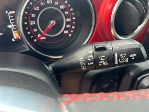 Certified 2018 Jeep Wrangler Rubicon AWD/4WD image 35