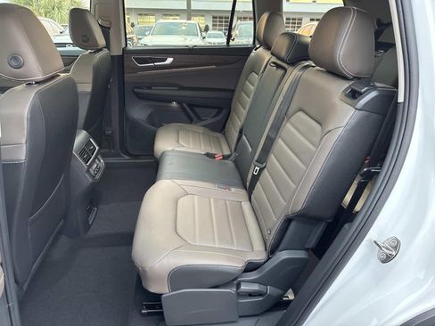 New 2026 Volkswagen Atlas SEL AWD/4WD image 14