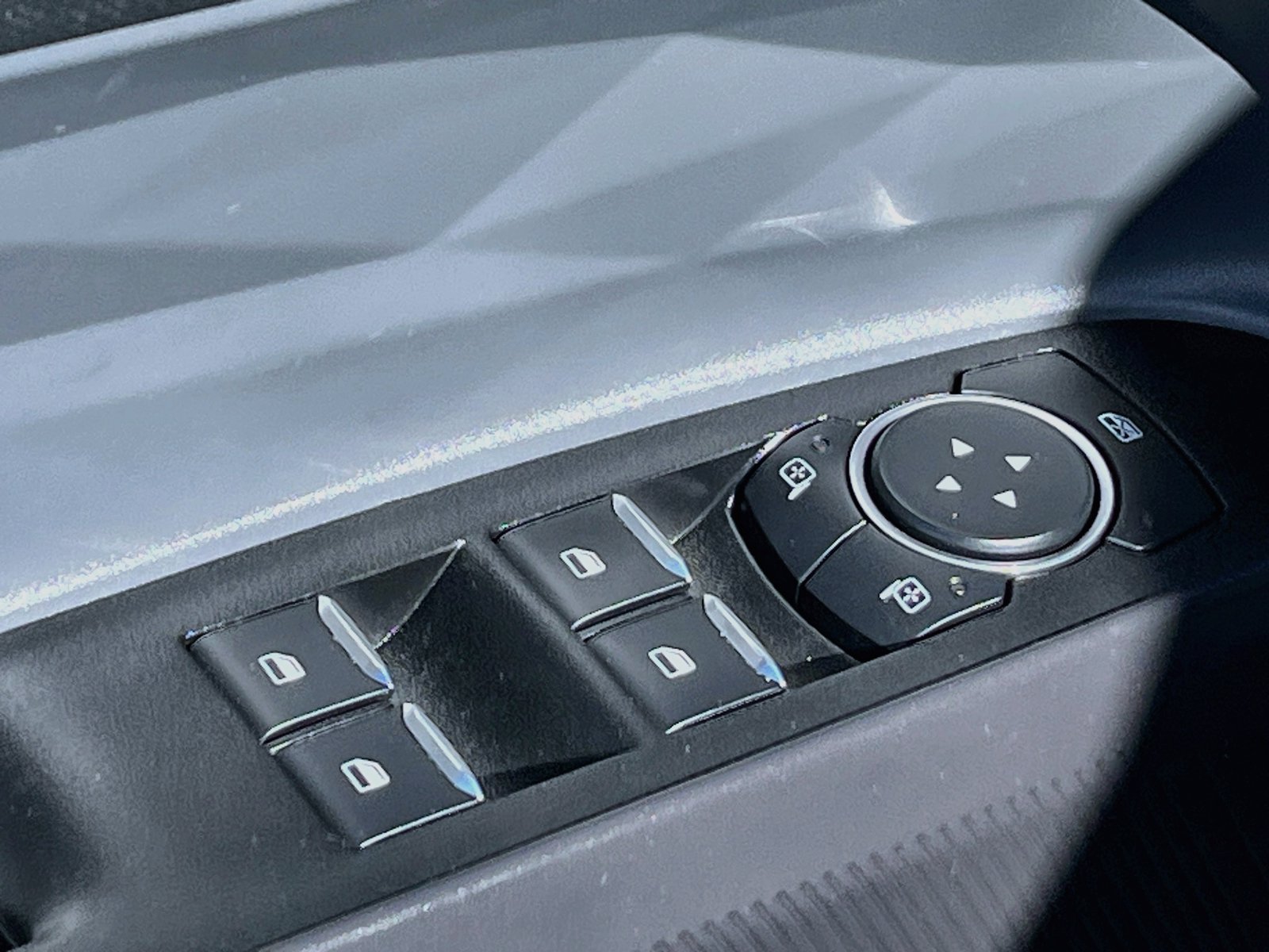 Used 2025 Ford Maverick Lariat w/ Black Appearance Package AWD/4WD image 18