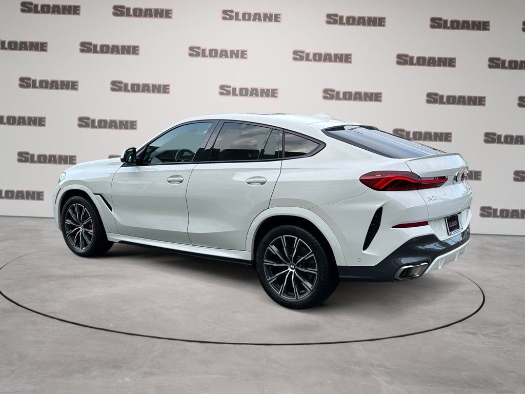 Used 2023 BMW X6 xDrive40i w/ M Sport Package AWD/4WD image 3