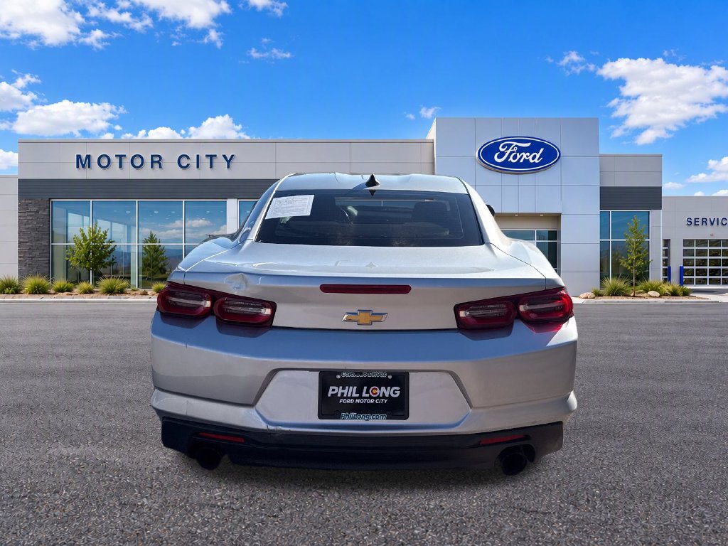 Used 2019 Chevrolet Camaro LT RWD image 6