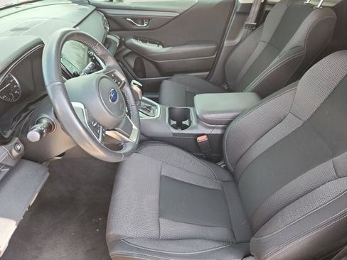 Used 2021 Subaru Outback Premium AWD/4WD image 9