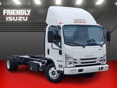 New 2024 Isuzu NPR