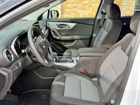 New 2026 Chevrolet Blazer LT image 13