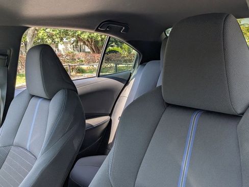 Used 2021 Toyota Corolla SE image 12