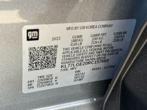 Used 2024 Chevrolet Trax RS w/ Driver Confidence Package FWD image 40