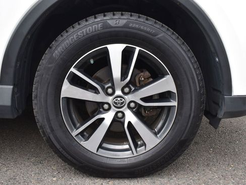 Certified 2017 Toyota RAV4 XLE w/ Plus Special Value Package AWD/4WD image 28
