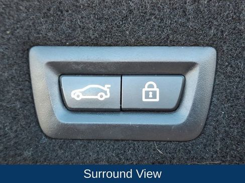 Used 2018 BMW 750i xDrive image 32