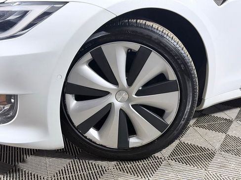 Used 2021 Tesla Model S Long Range Plus AWD/4WD image 2