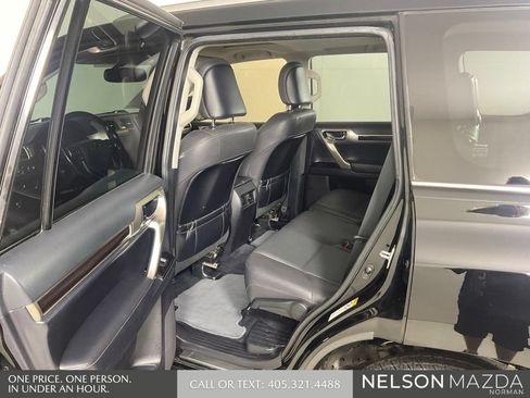 Used 2016 Lexus GX 460 w/ Navigation Package AWD/4WD image 13