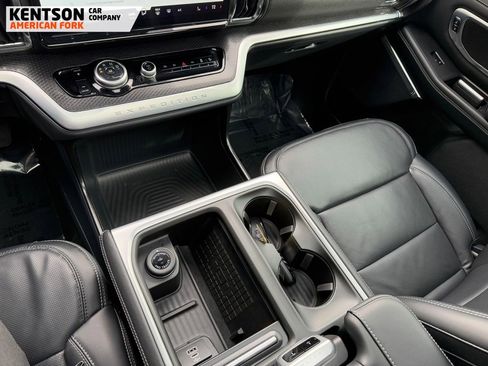 Used 2025 Ford Expedition Max Platinum w/ Stealth Appearance Package image 26