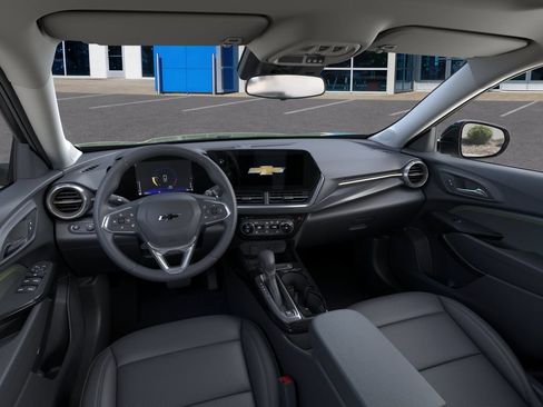 New 2026 Chevrolet Trax ACTIV FWD image 16