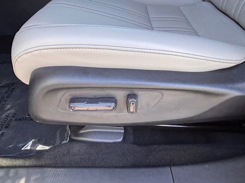 Certified 2024 Honda HR-V EX-L image 19