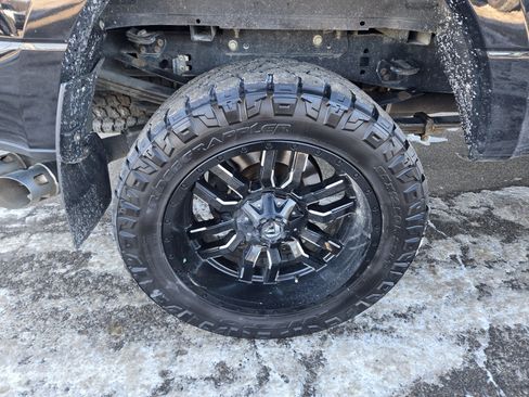 Used 2019 Ford F350 Lariat w/ Chrome Package image 14