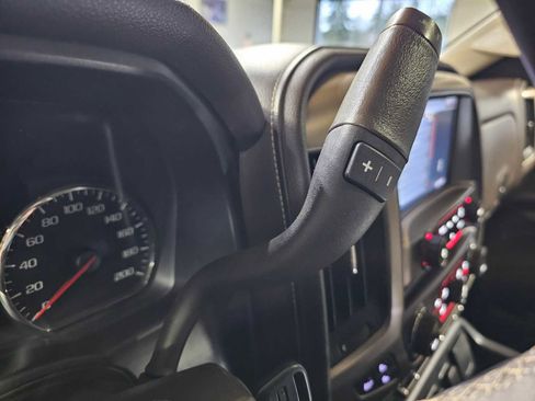 Used 2014 GMC Sierra 1500 Denali image 30