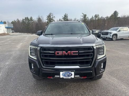 Used 2022 GMC Yukon AT4 image 2