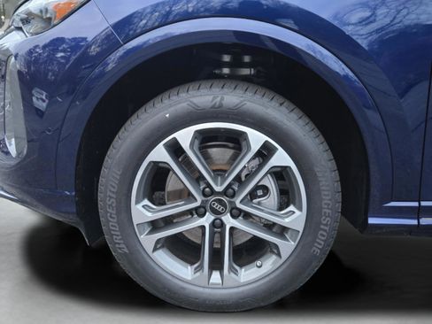 New 2025 Audi Q5 Premium image 36