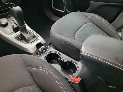 Used 2018 Jeep Compass Sport AWD/4WD image 26