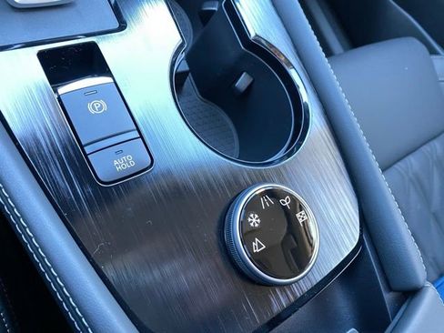 New 2026 Nissan Rogue Platinum image 18