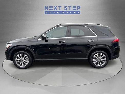 Used 2021 Mercedes-Benz GLE 350 4MATIC w/ Premium Package image 4