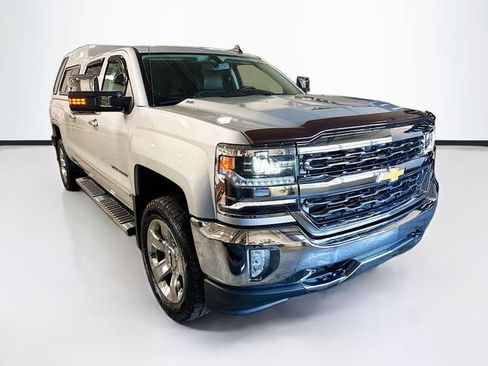 Used 2017 Chevrolet Silverado 1500 LTZ w/ Max Trailering Package image 3