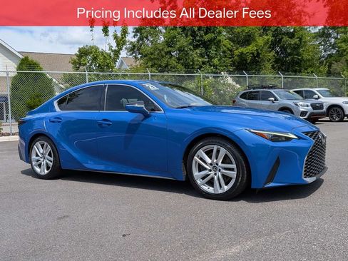 Used 2021 Lexus IS 300 w/ Comfort Package RWD image 2