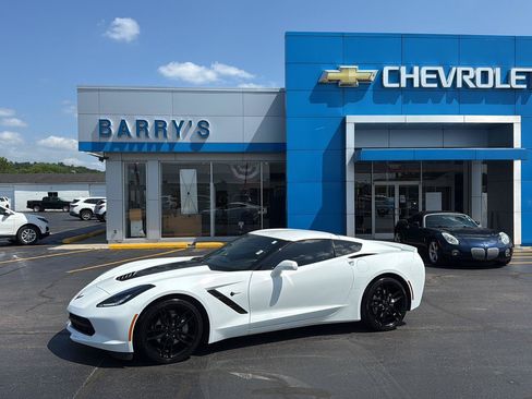 Used 2019 Chevrolet Corvette Stingray Coupe w/ Battery Protection Package RWD image 4