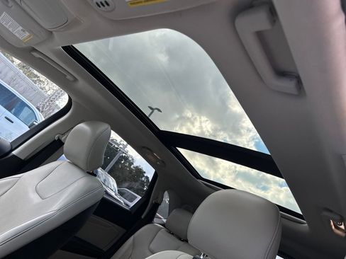 Used 2017 Ford Edge Titanium w/ Equipment Group 301A image 16