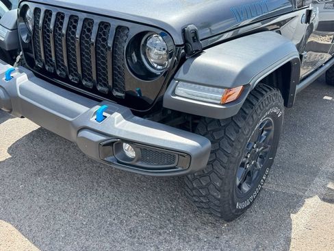 Used 2023 Jeep Wrangler Unlimited w/ 8.4" Radio Group AWD/4WD image 18