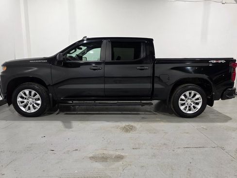 Used 2019 Chevrolet Silverado 1500 Custom image 13