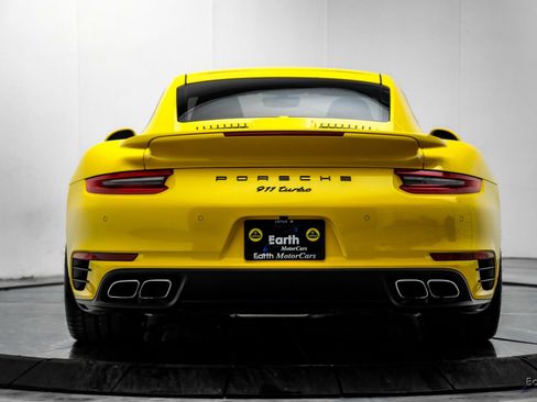 Used 2018 Porsche 911 Turbo S image 13