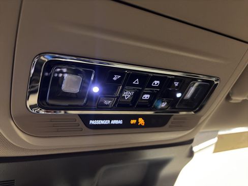 Used 2025 Lincoln Corsair Grand Touring w/ Equipment Group 301A image 28