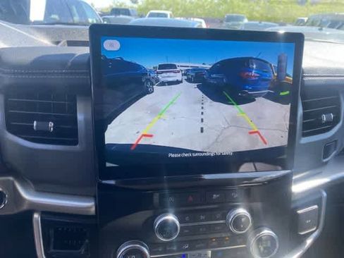 Used 2024 Ford Expedition Max XLT AWD/4WD image 21