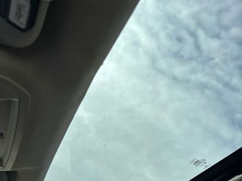 Used 2015 Ford Focus SE image 7