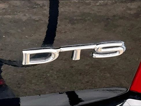 Used 2002 Cadillac De Ville DTS w/ Premium Equipment Pkg image 7