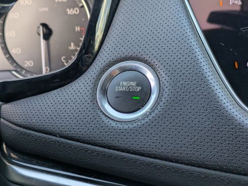 Used 2024 Cadillac XT5 Premium Luxury image 29