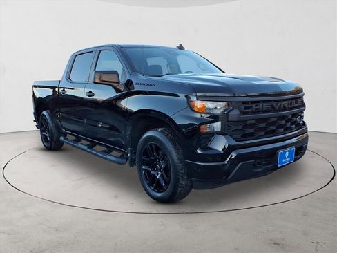 Certified 2022 Chevrolet Silverado 1500 Custom w/ Rally Edition image 3