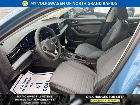 New 2026 Volkswagen Jetta SE FWD image 11