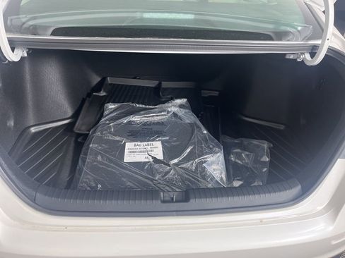 Certified 2025 Honda Accord LX image 8