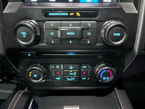 Used 2018 Ford F150 XLT w/ Equipment Group 302A Luxury AWD/4WD image 27