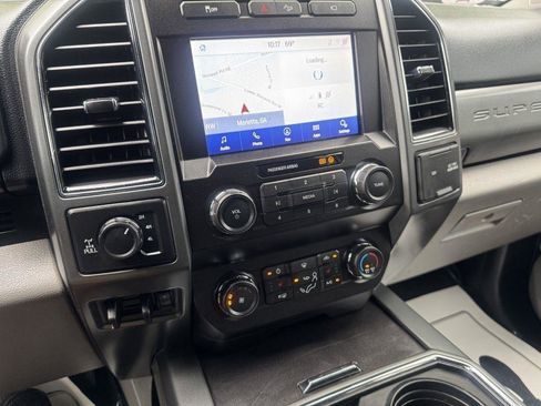 Used 2021 Ford F250 XLT w/ XLT Premium Package AWD/4WD image 15