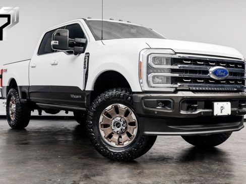 Used 2024 Ford F250 King Ranch w/ FX4 Off-Road Package AWD/4WD image 1