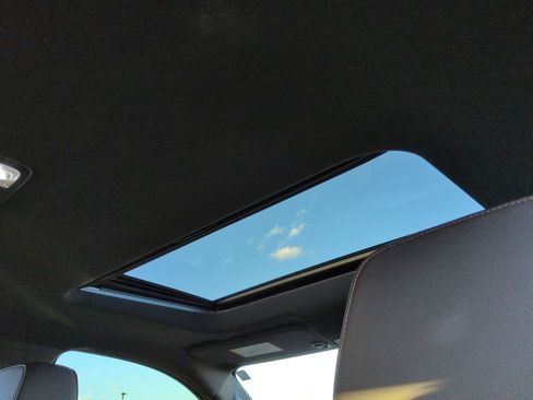 Used 2020 GMC Sierra 2500 AT4 w/ AT4 Premium Package image 29