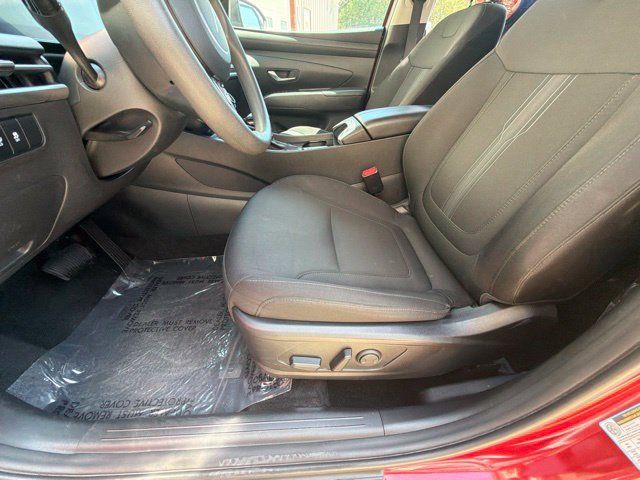 Used 2025 Hyundai Tucson SEL AWD/4WD image 22