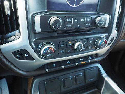 Used 2015 GMC Sierra 1500 SLE AWD/4WD image 24