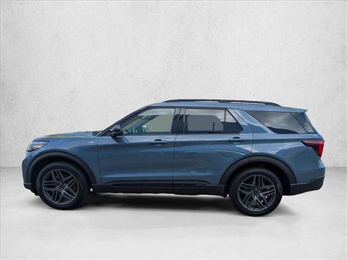 New 2026 Ford Explorer ST-Line w/ ST-Line Street Pack AWD/4WD image 5